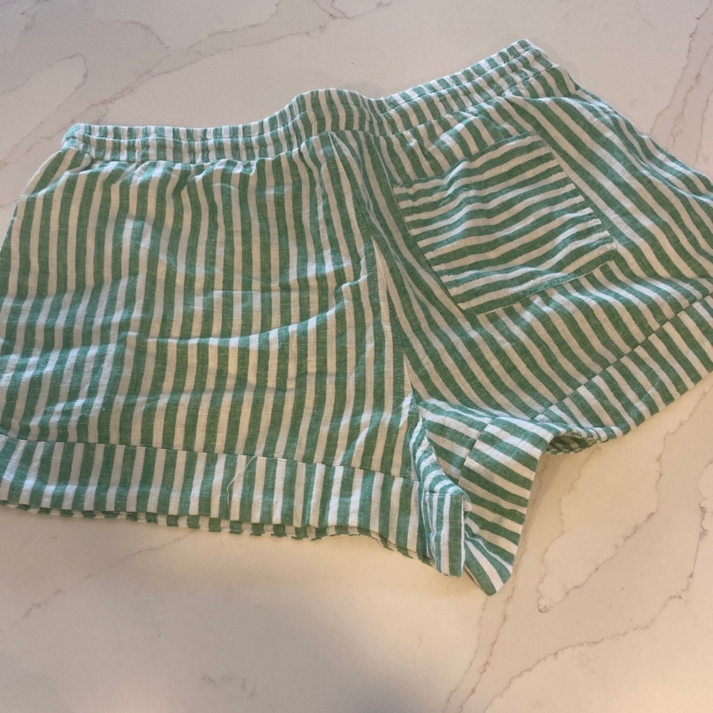 Universal Thread NWOT SHORTS - Picture 5 of 7